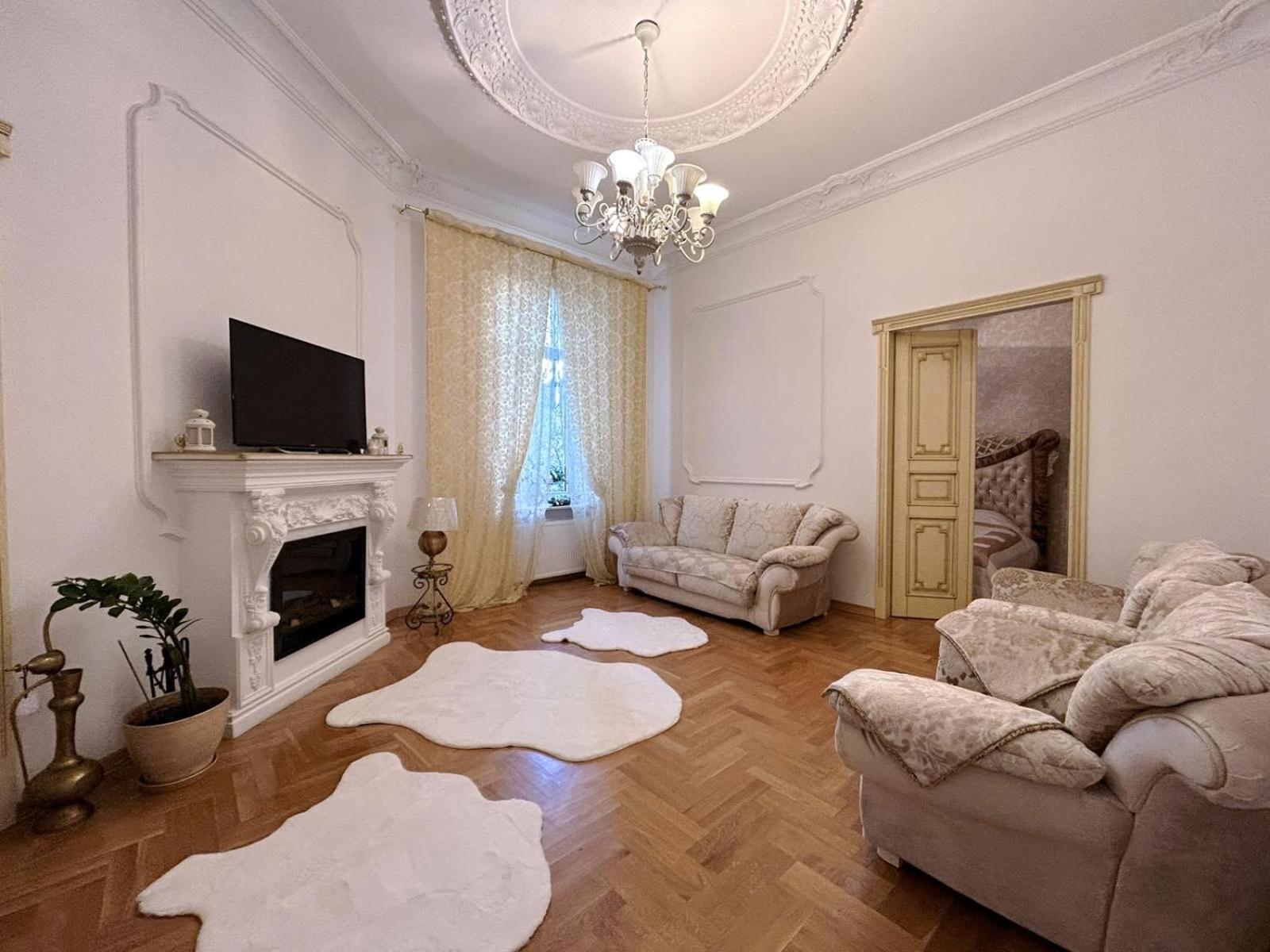 Goldenapartmentlviv Exterior photo
